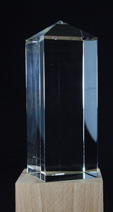 Glass Obelisk 60x60x170mm Glass Obelisk 60x60x170mm