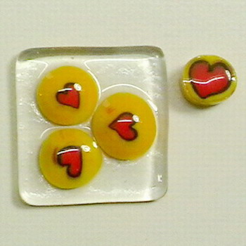 MILLEFIORI-Scheiben rot-gelb Herz d: 8-10mm, 100g