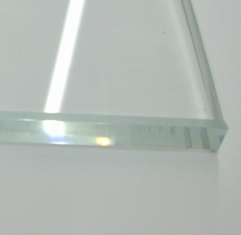 Float extra clear 10mm, 165 x 225 mm, polished edges Float extra clear 10mm, 165 x 225 mm, polished edges