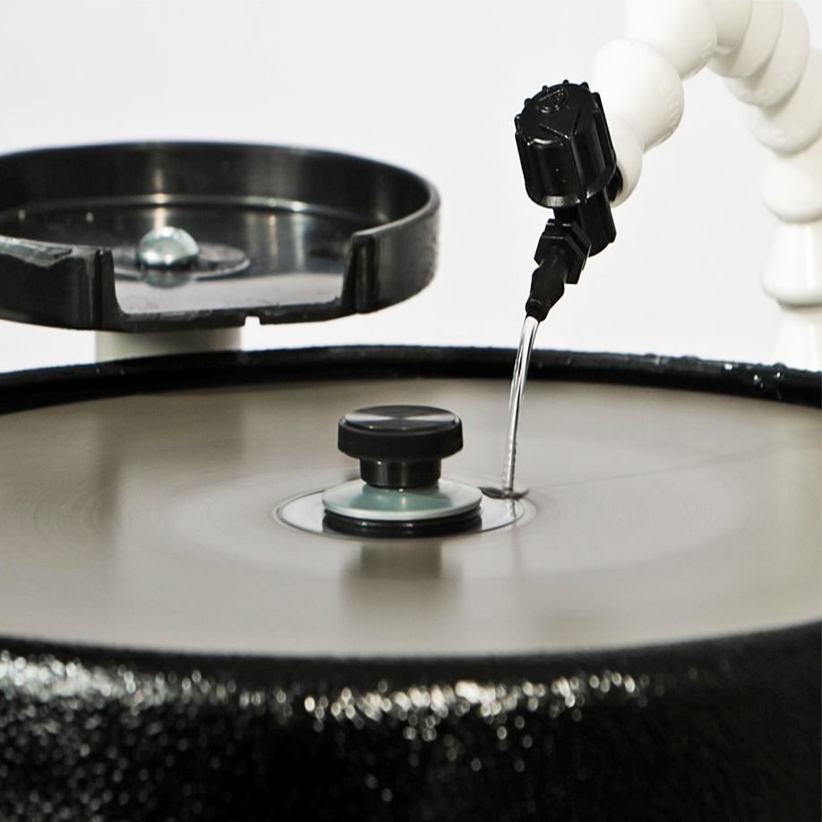 Sistema de refrigeración Hi-Tech Pro Flow con bomba Sistema de refrigeración Hi-Tech Pro Flow con bomba