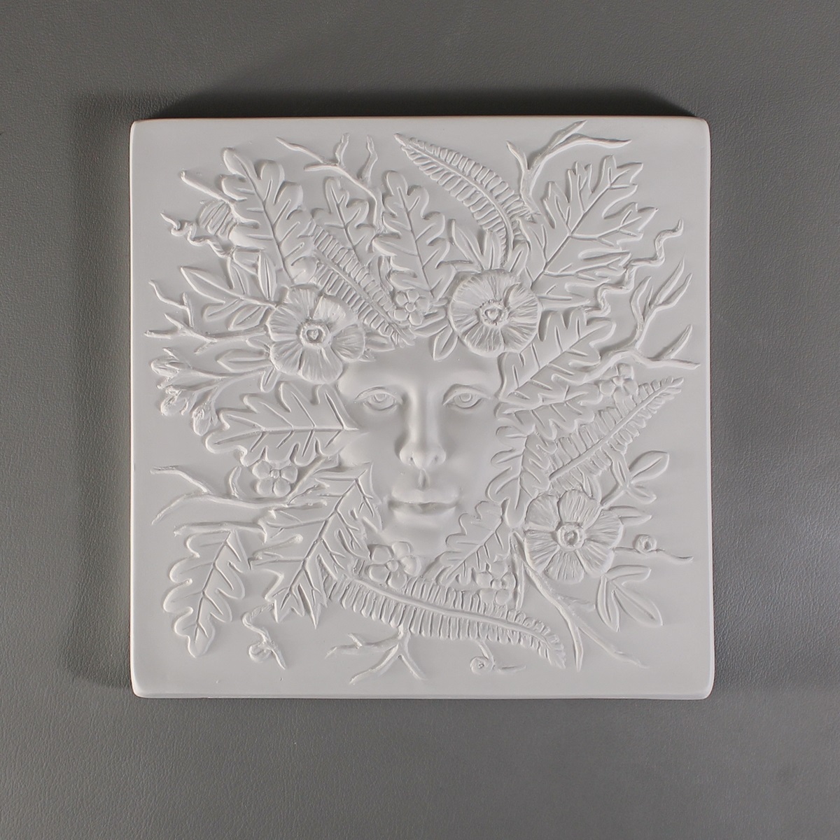 GX19 7" Lady of Woods