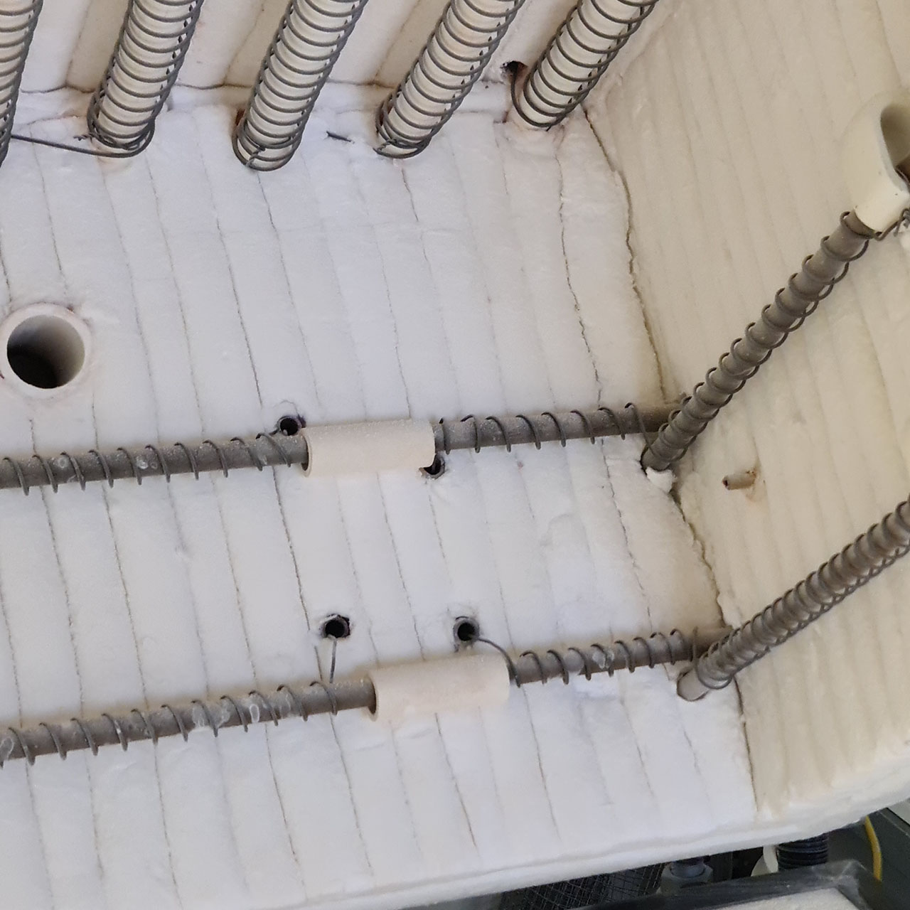 Heating element in lower part of hood, Activated manually PS 6-250 - 6.6-400 Heating element in lower part of hood, Activated manually PS 6-250 - 6.6-400