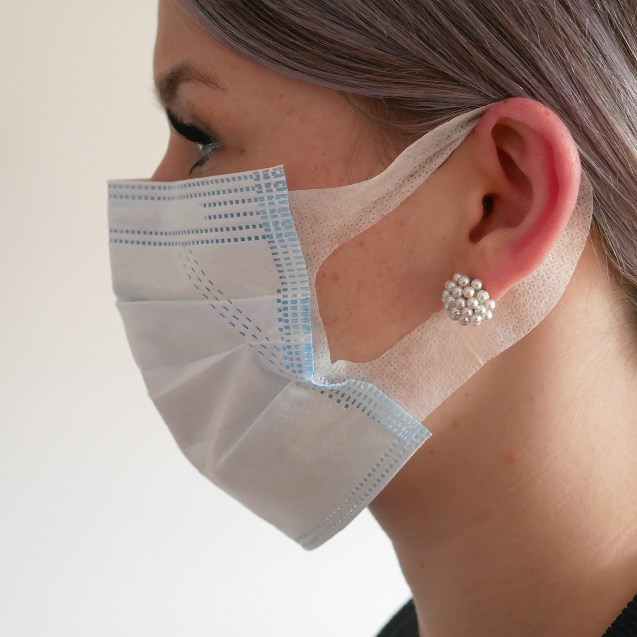Mouth and nose mask with Vlies Earl loop