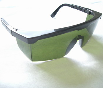 Safety glasses, green UV/IR