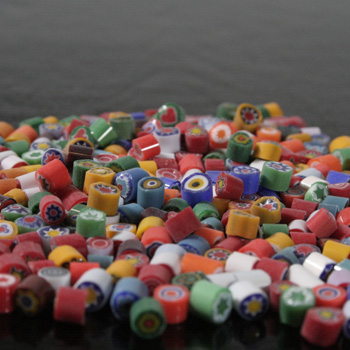 MILLEFIORI slices d: 3- 4mm opak, 100g MILLEFIORI slices d: 3- 4mm opak, 100g