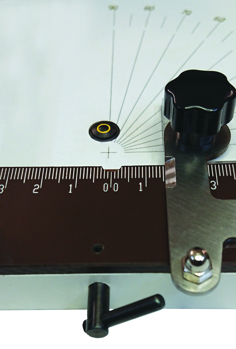 Table de découpe du verre avec angle 592 x 840mm Table de découpe du verre avec angle 592 x 840mm